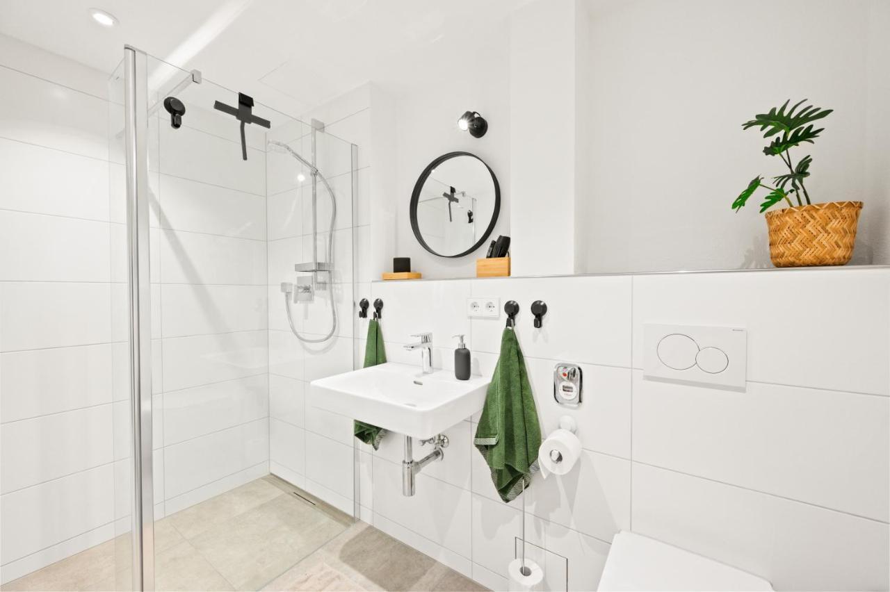 1Br 2Beds - Kleiner Privater Innenhof- Barrierefrei! -Frisch Saniert - Mozart Eins Bietigheim-Bissingen Exteriör bild