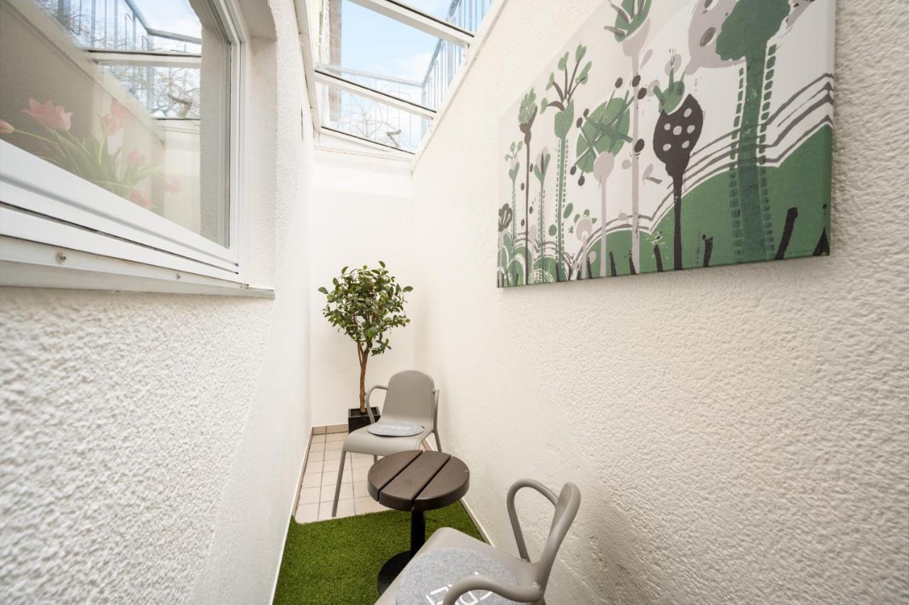 1Br 2Beds - Kleiner Privater Innenhof- Barrierefrei! -Frisch Saniert - Mozart Eins Bietigheim-Bissingen Exteriör bild